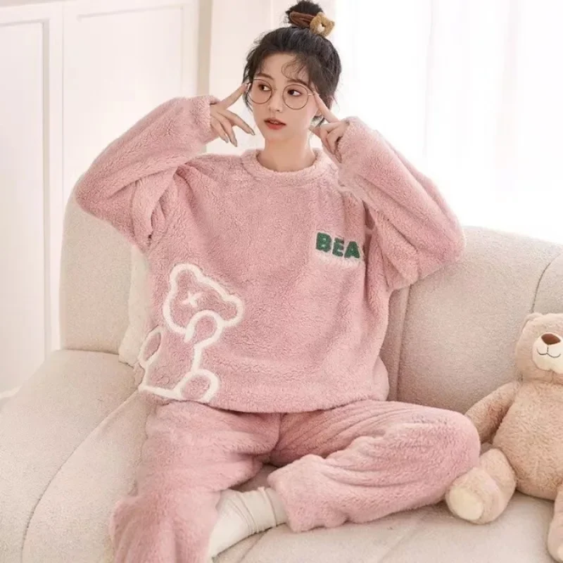 Warm Sleepwear for Winterthick – Winter Clothing Offer recenzja i cena